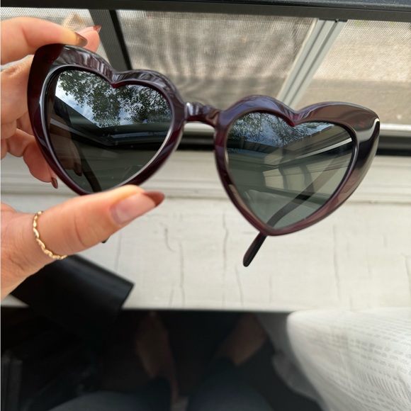 Saint Laurent Heart Sunglasses Dark Red - Picture 7 of 7